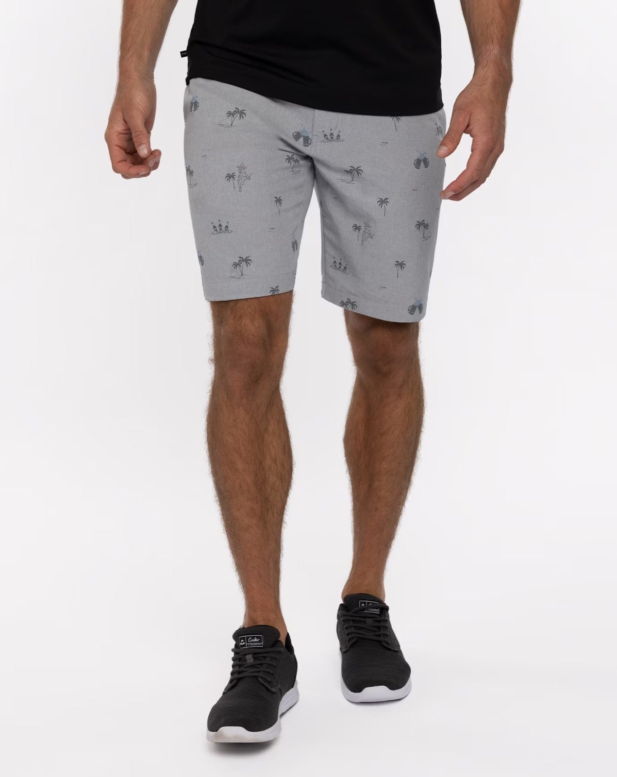 Travis Mathew Mens Straight Shot Short