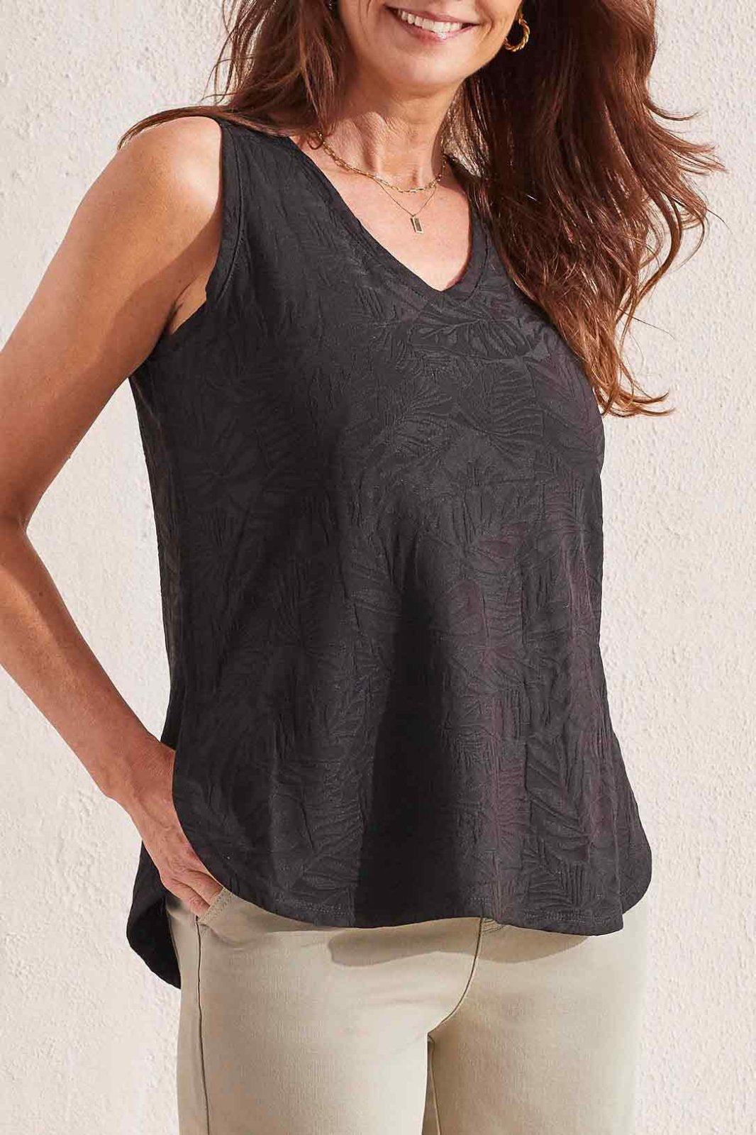 Tribal Ladies Black V-Neck Tank Top w/Curved Hem